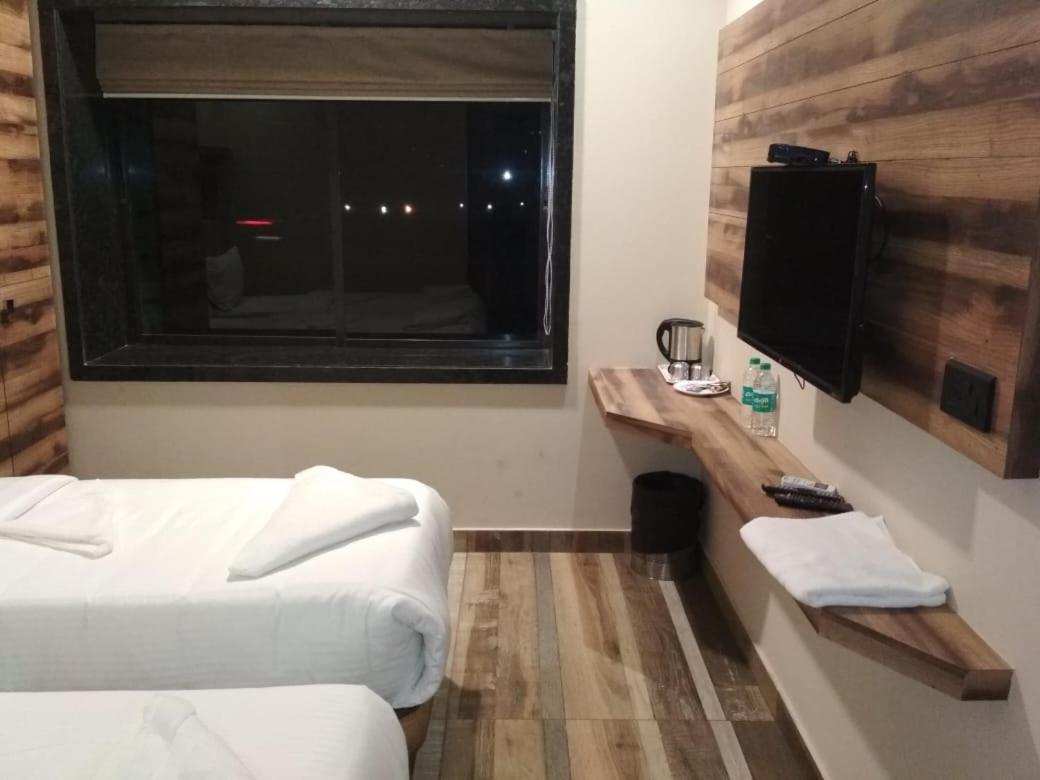 מלון Kulurkudrū Laxman Residency Mangalore מראה חיצוני תמונה
